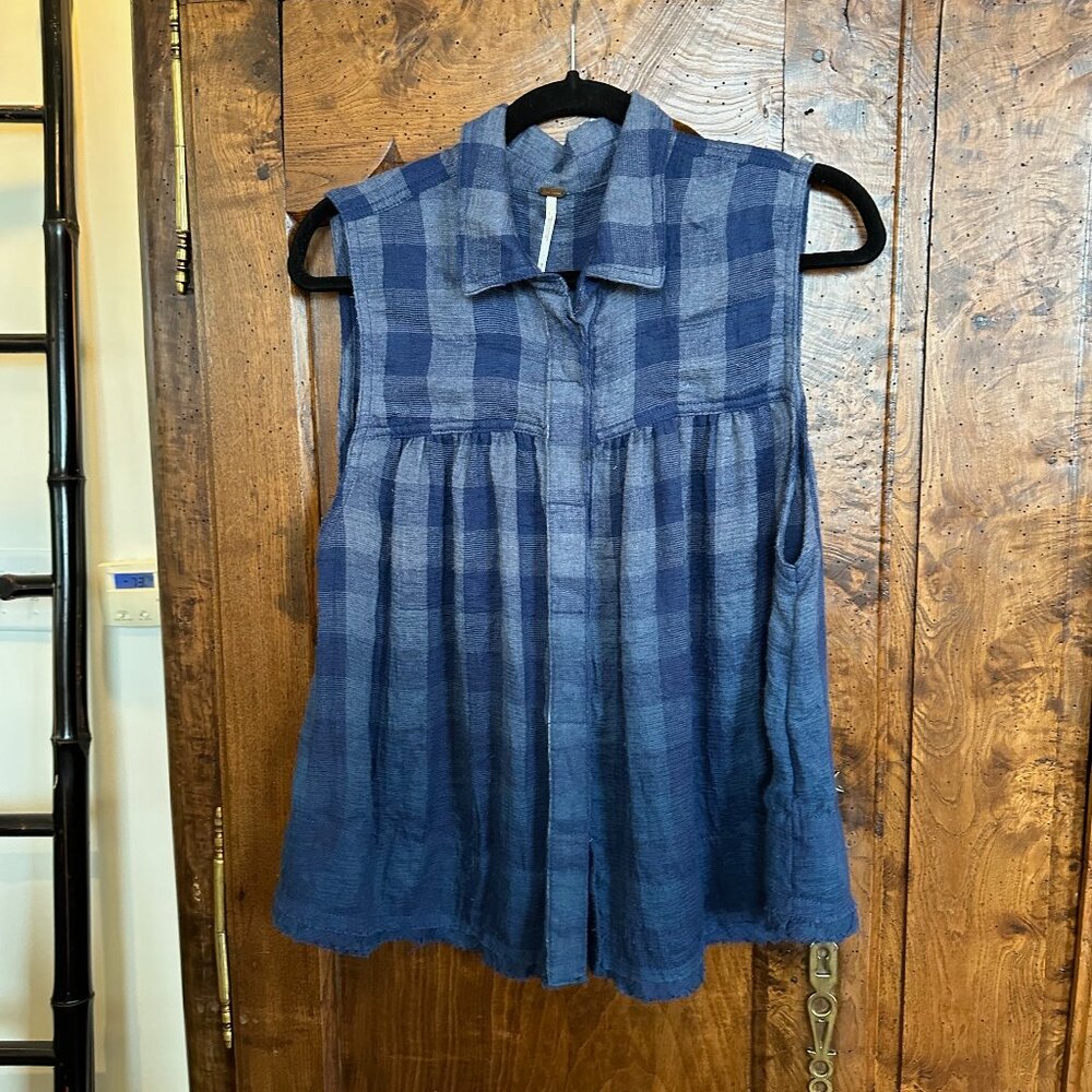 Free People Charcoal & blue Textured Plaid Button-Up Shirt